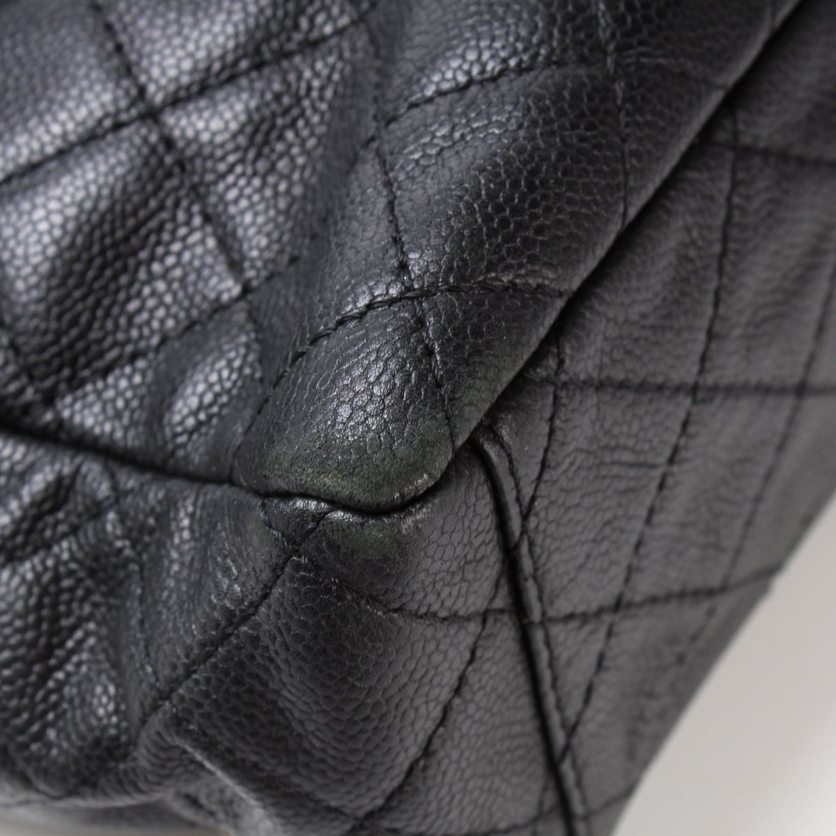 Washed Caviar Jumbo Single Flap 12M
