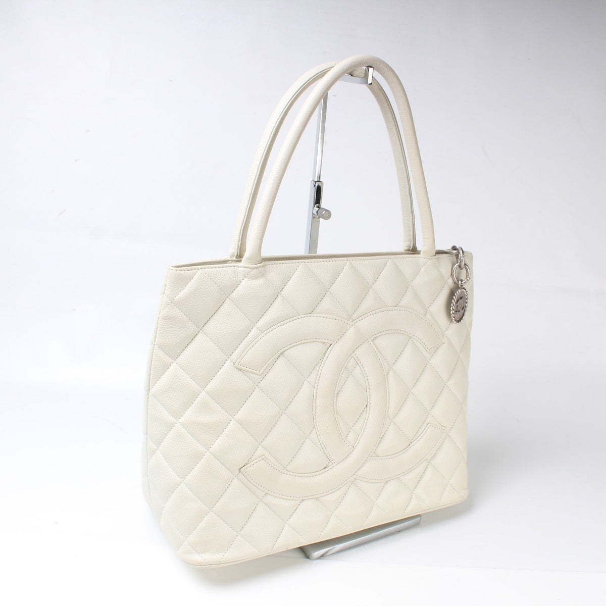 Medallion Tote