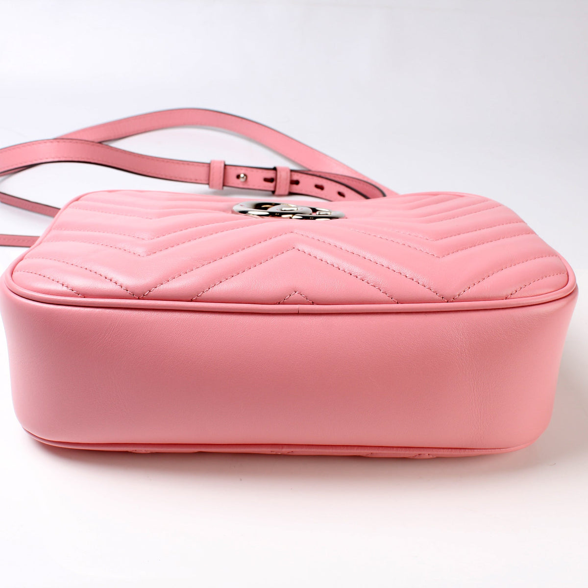447632 GG Marmont Small Leather Camera Bag