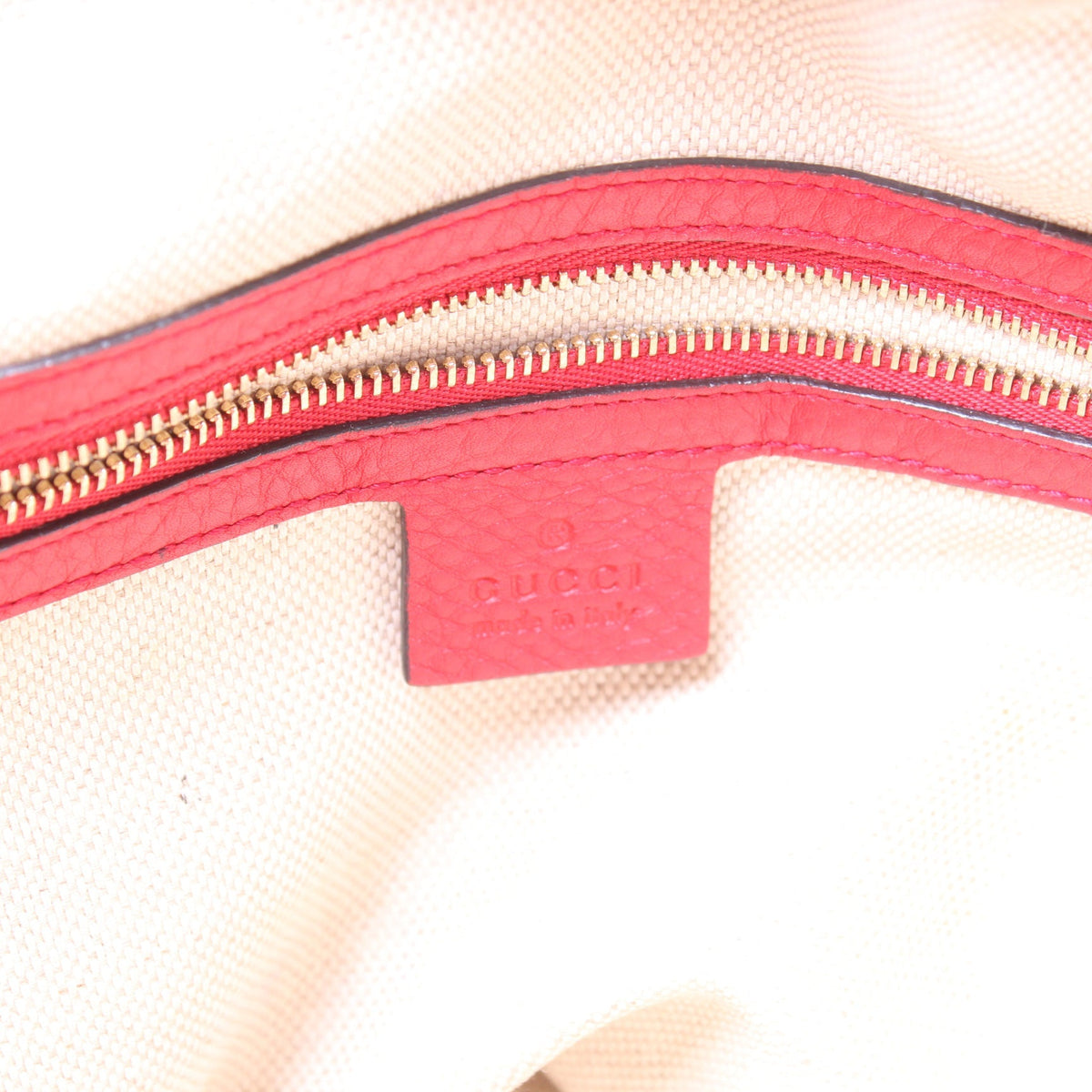353126 Soho Chain Tote