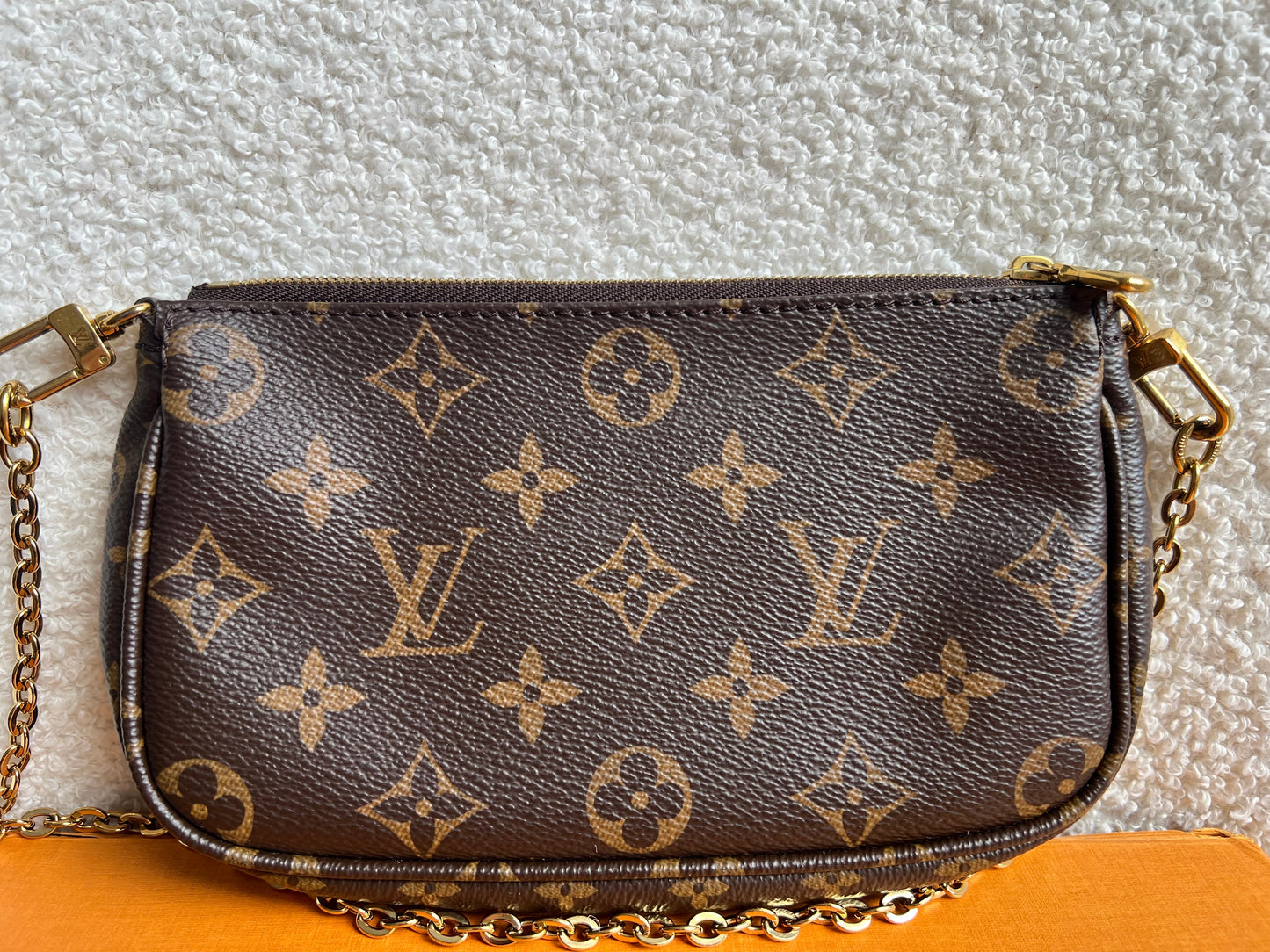 Louis Vuitton Multi Pochette Accessoires Khaki (RRP £2070)