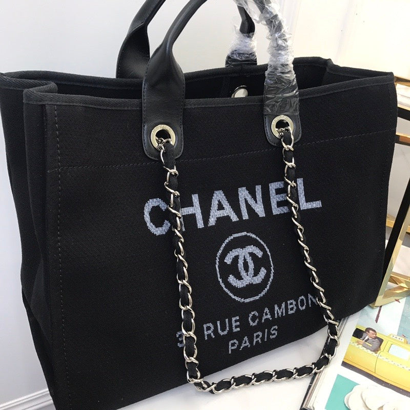 Chanel Luxury Handbag Style 549