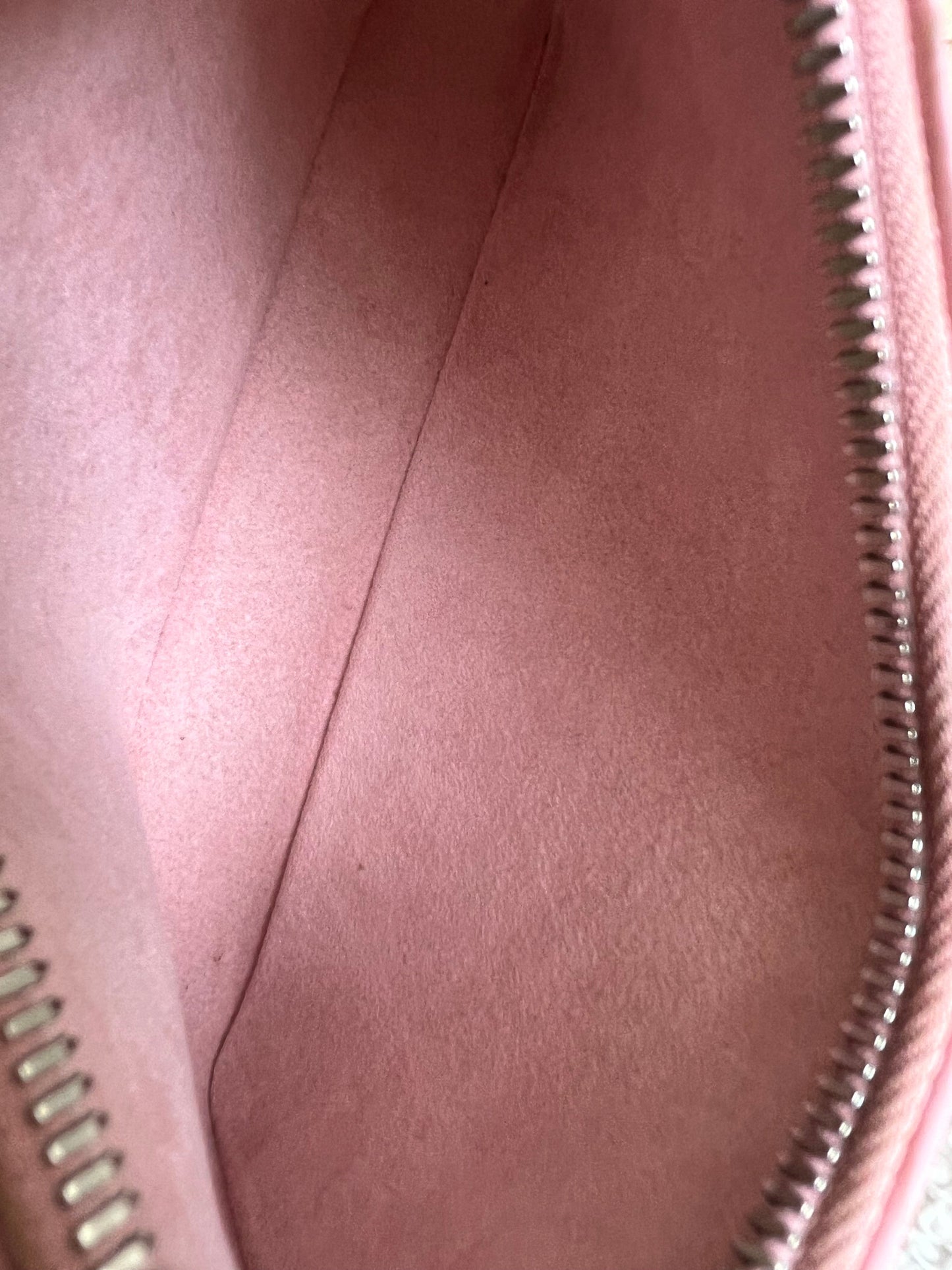 Louis Vuitton Easy Pouch Rose Ballerine Epi (RRP £1320)