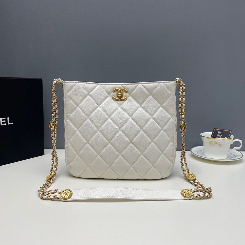 Chanel Luxury Handbag Style 84