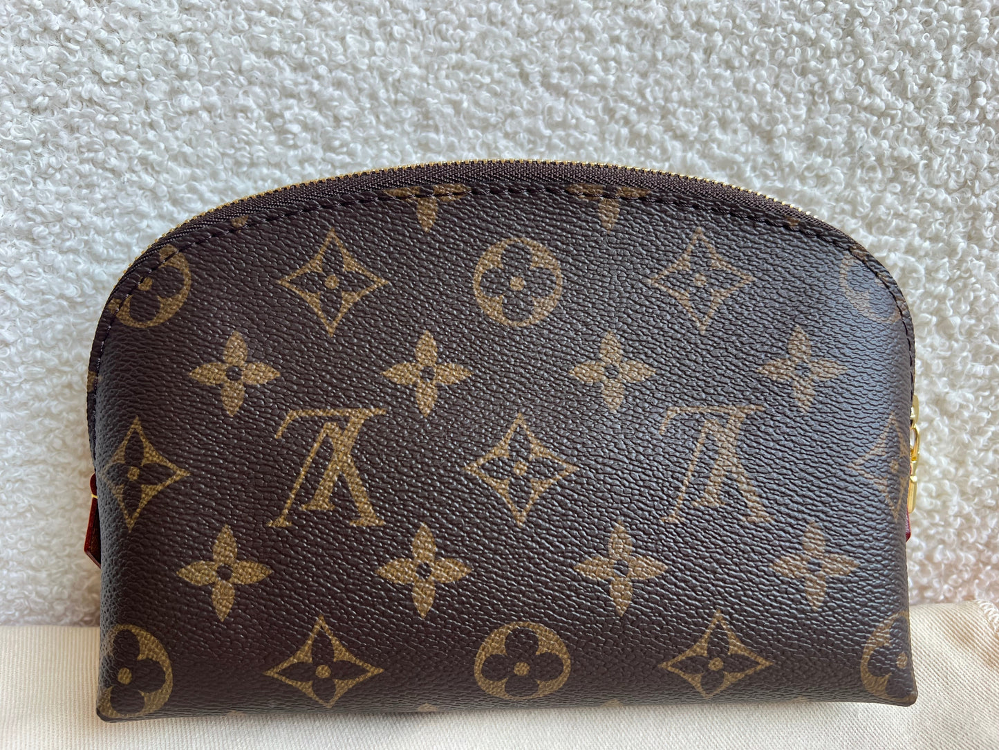 Louis Vuitton Cosmetic Pouch PM Monogram (RRP £425)