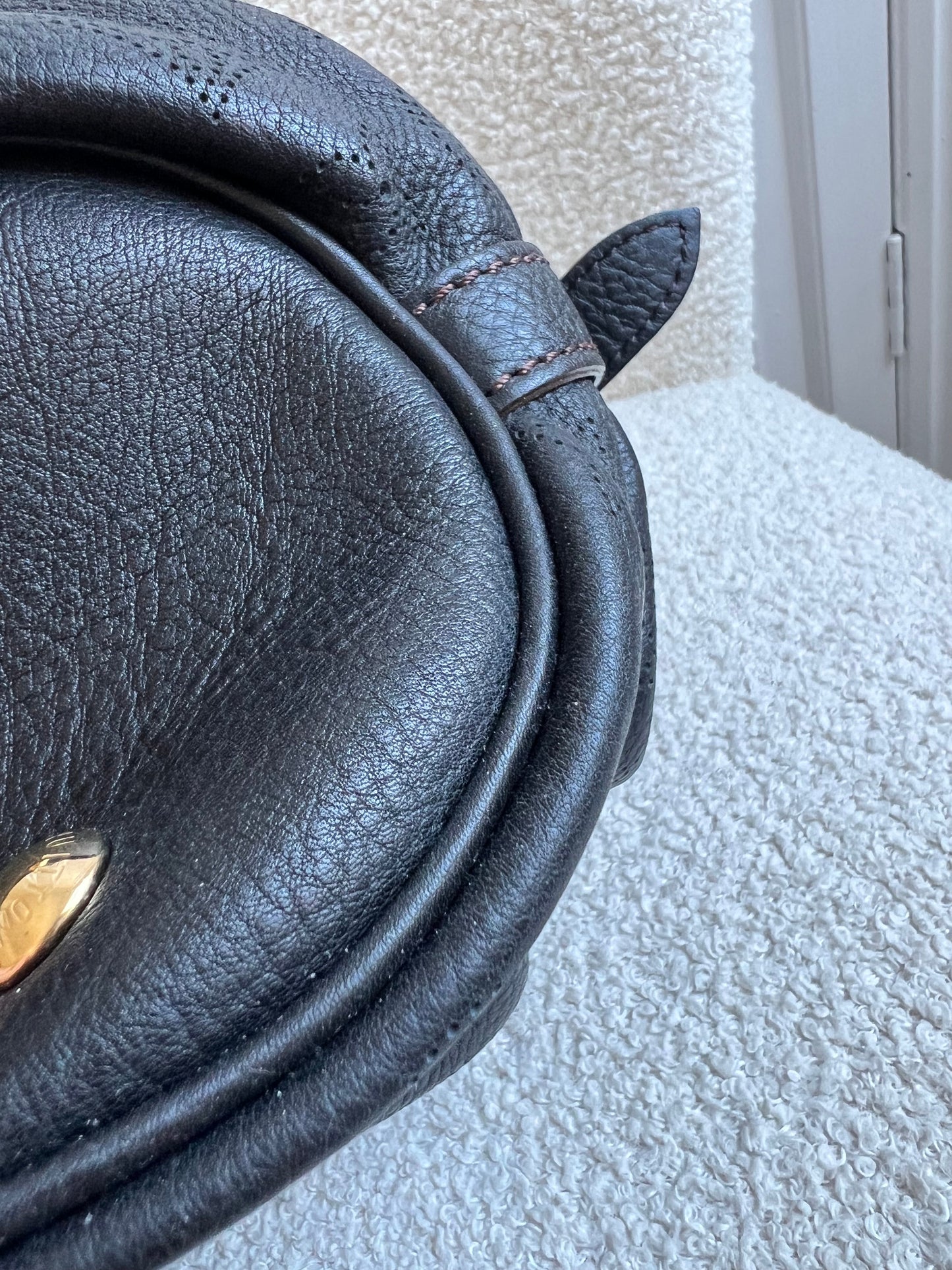 Louis Vuitton Black Monogram Mahina Leather Shoulder Bag