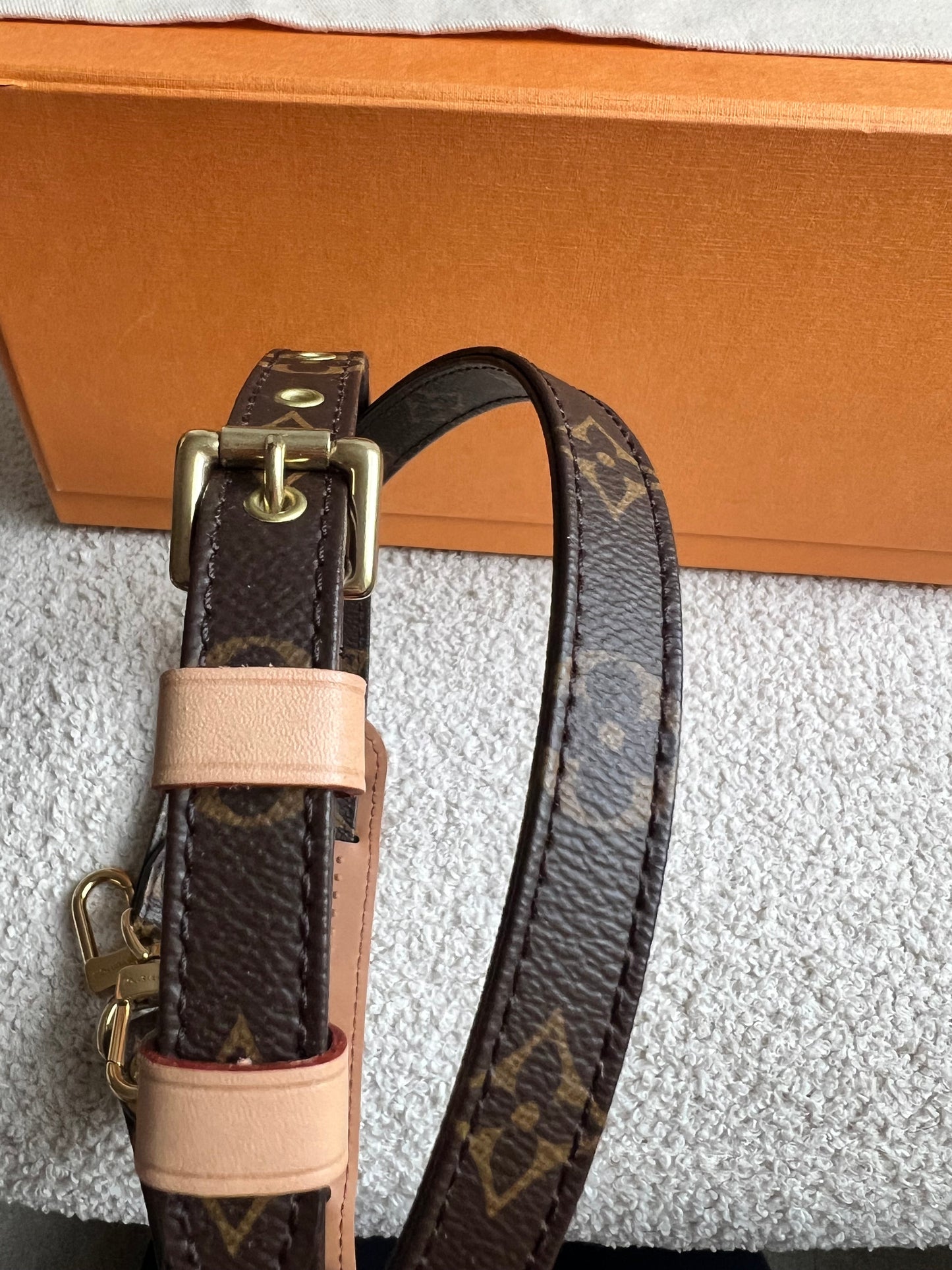 Louis Vuitton Speedy Monogram Bandouliere 20 (RRP £1650)