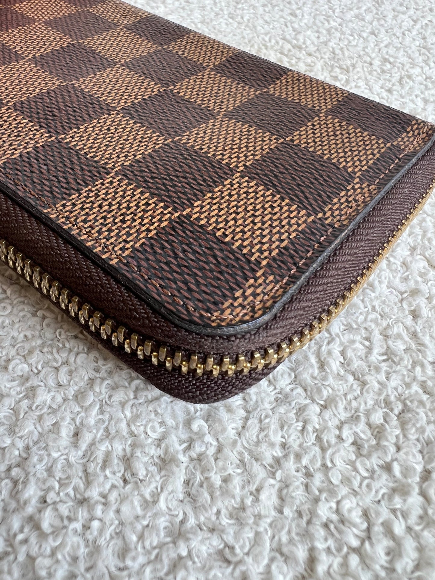 Louis Vuitton Clemence Wallet in Damier Ebene (RRP £450)