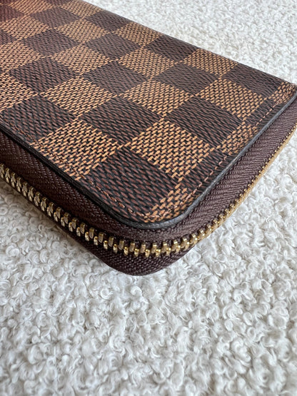 Louis Vuitton Clemence Wallet in Damier Ebene (RRP £450)
