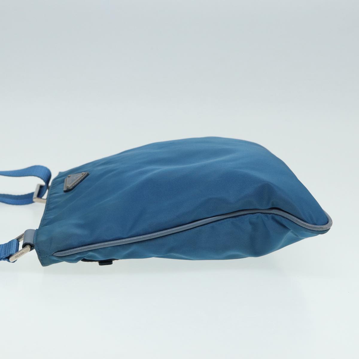 Tessuto Shoulder BagCrossbody Style