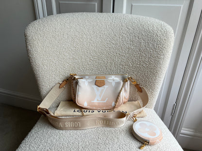Louis Vuitton Multi Pochette Accessoires Summer By the Pool Limited Edition