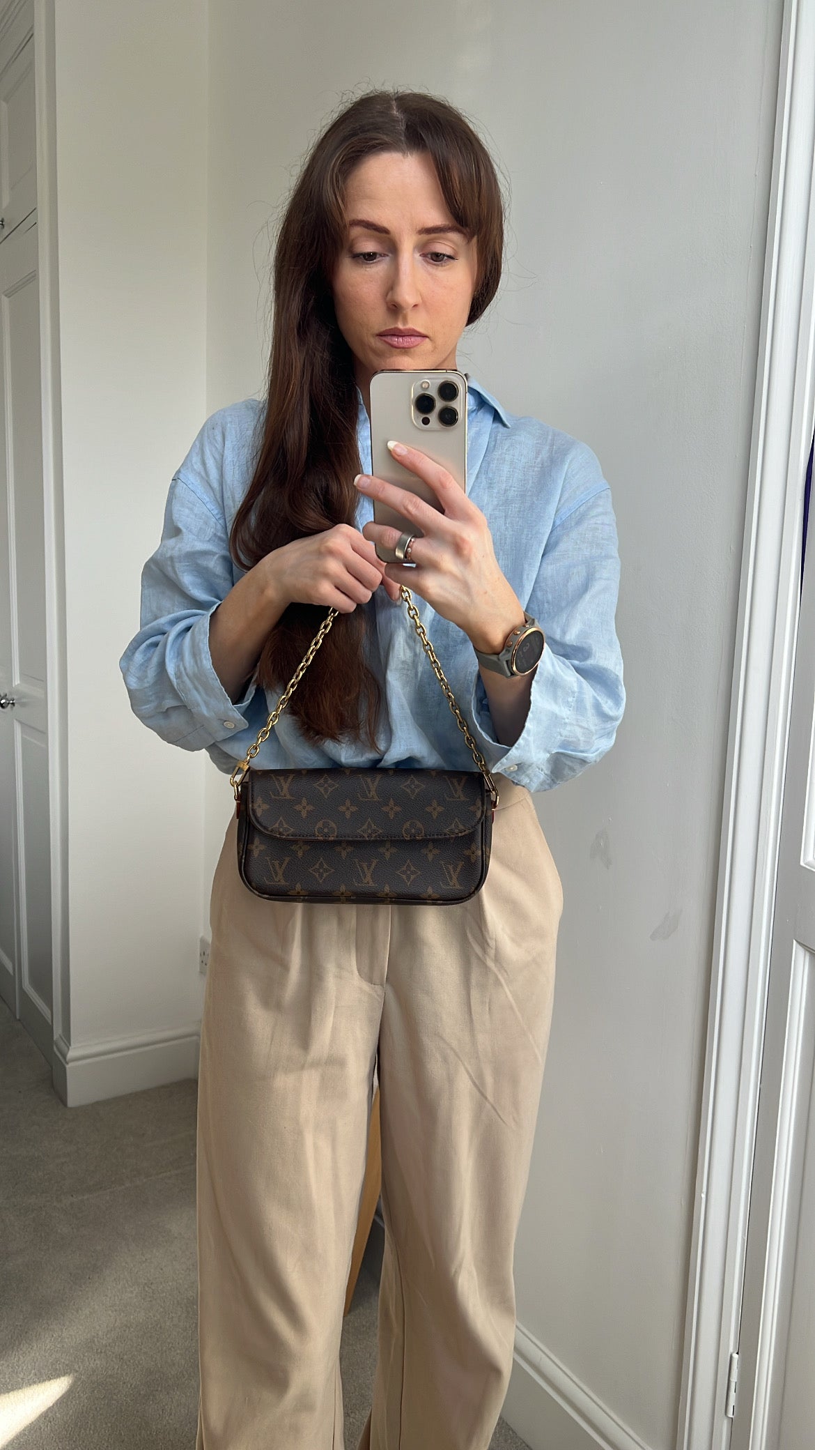 Louis Vuitton Ivy Wallet on Chain Bag Monogram Canvas (RRP £1,370)