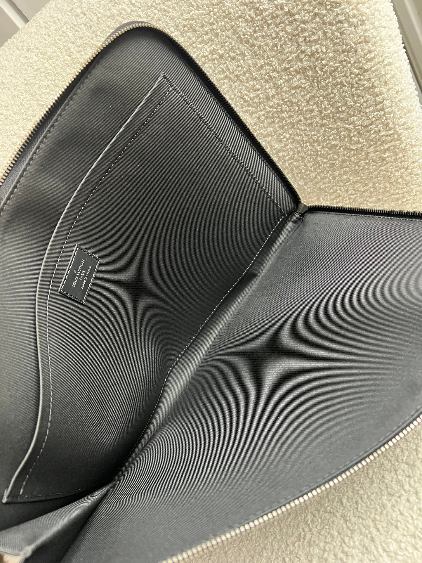 Louis Vuitton Pochette Jour GM Damier Graphite