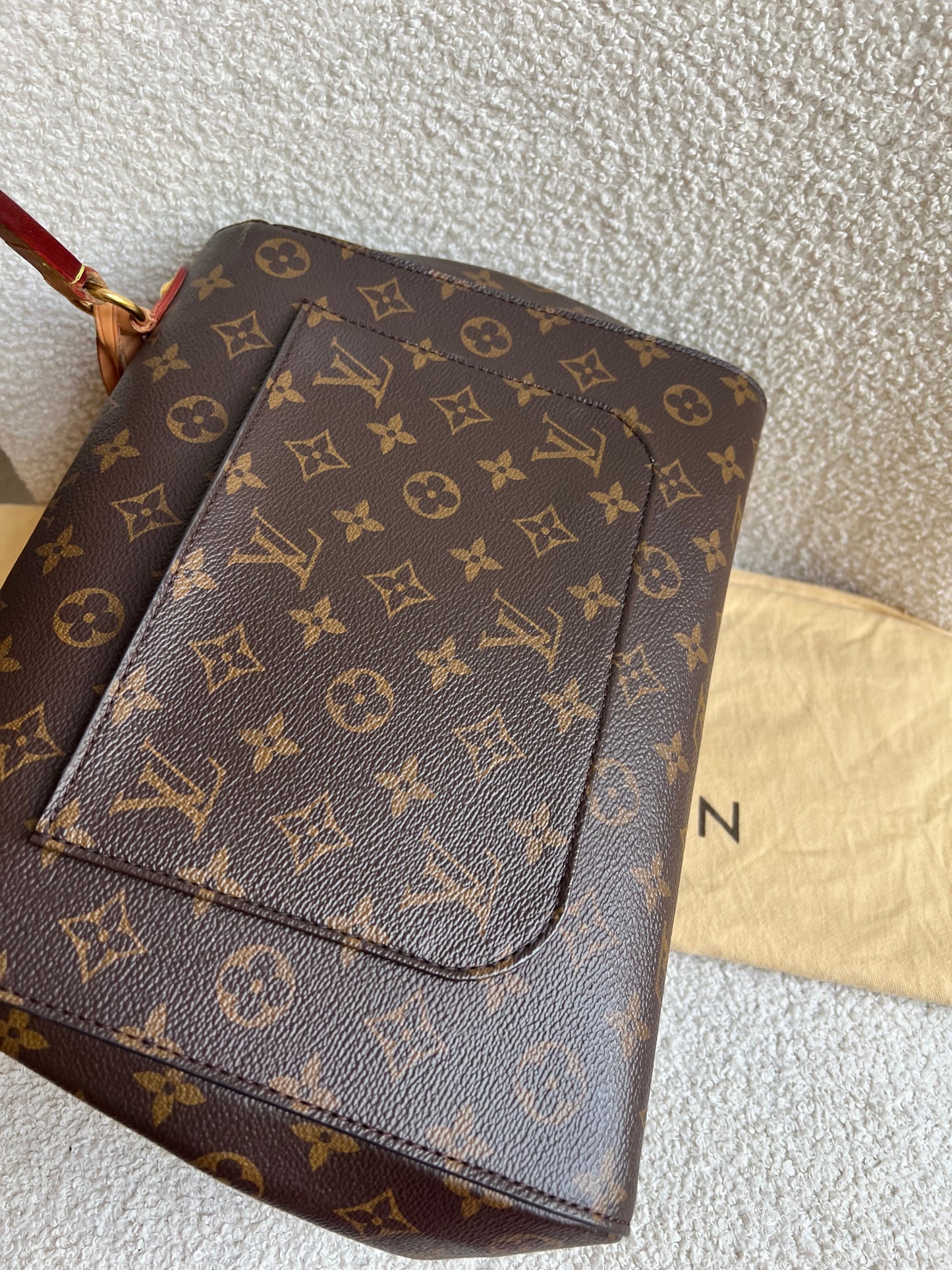 Louis Vuitton Cluny MM Monogram (RRP £1890)