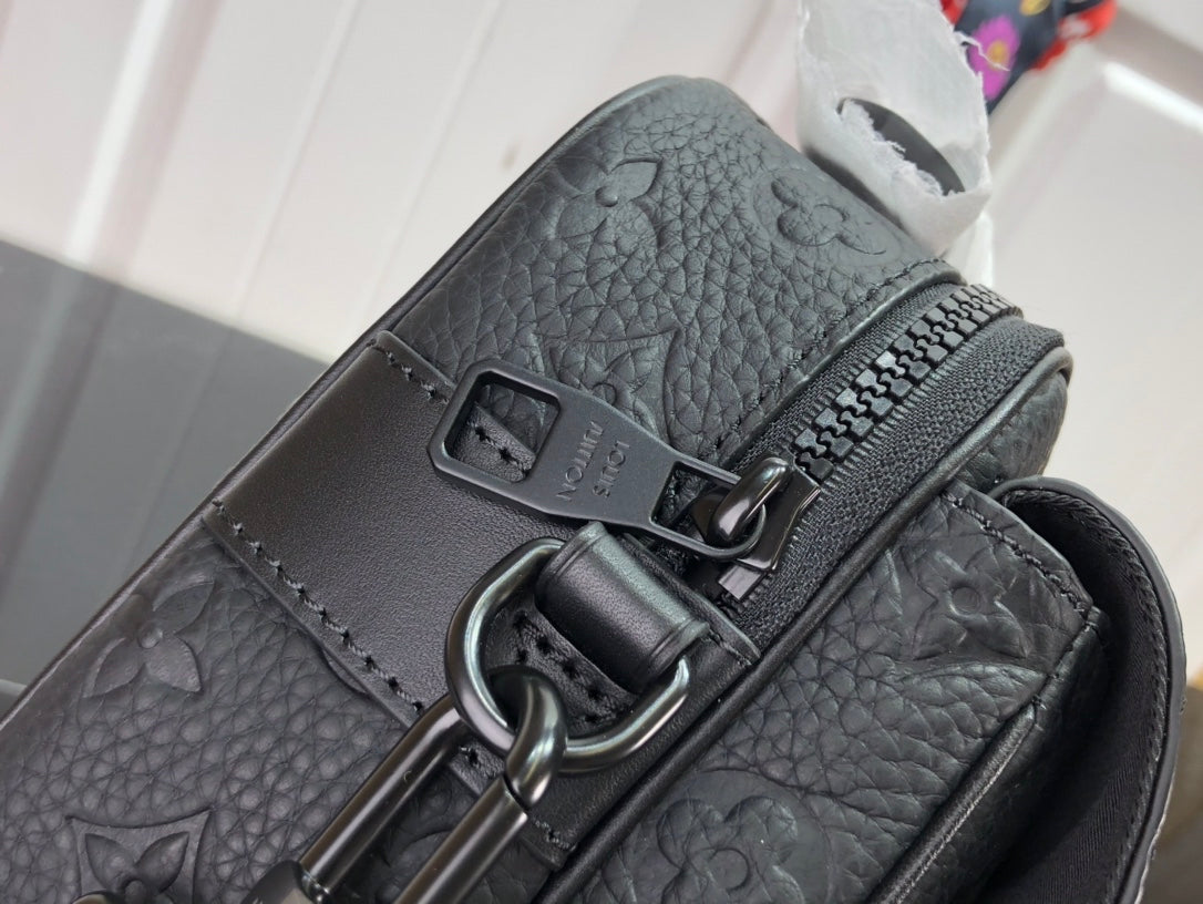 Louis Vuitton S Lock Messenger  Bag