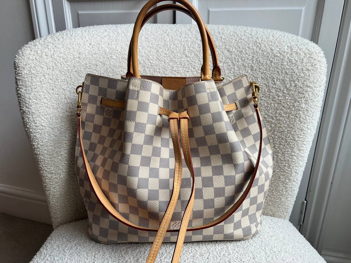 Louis Vuitton Girolata Damier Azur