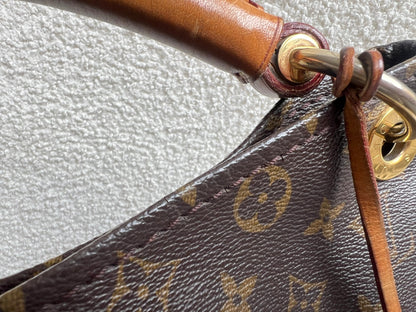 Louis Vuitton Artsy MM Monogram (RRP £1,940)