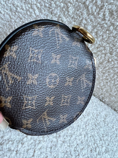 Louis Vuitton Giant Monogram Trio Pouch set