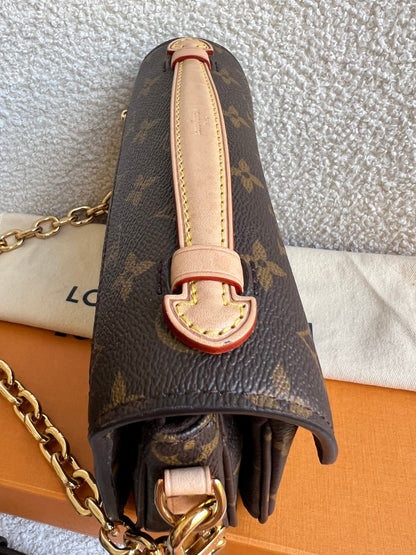 Louis Vuitton Pochette Metis East West Monogram (RRP £2,270)