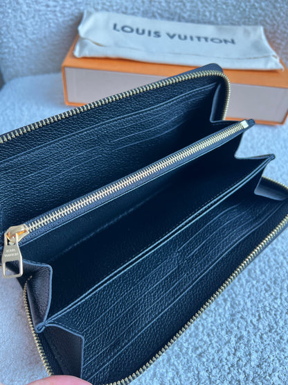 Louis Vuitton Zippy Wallet in Black Empreinte (RRP £790)