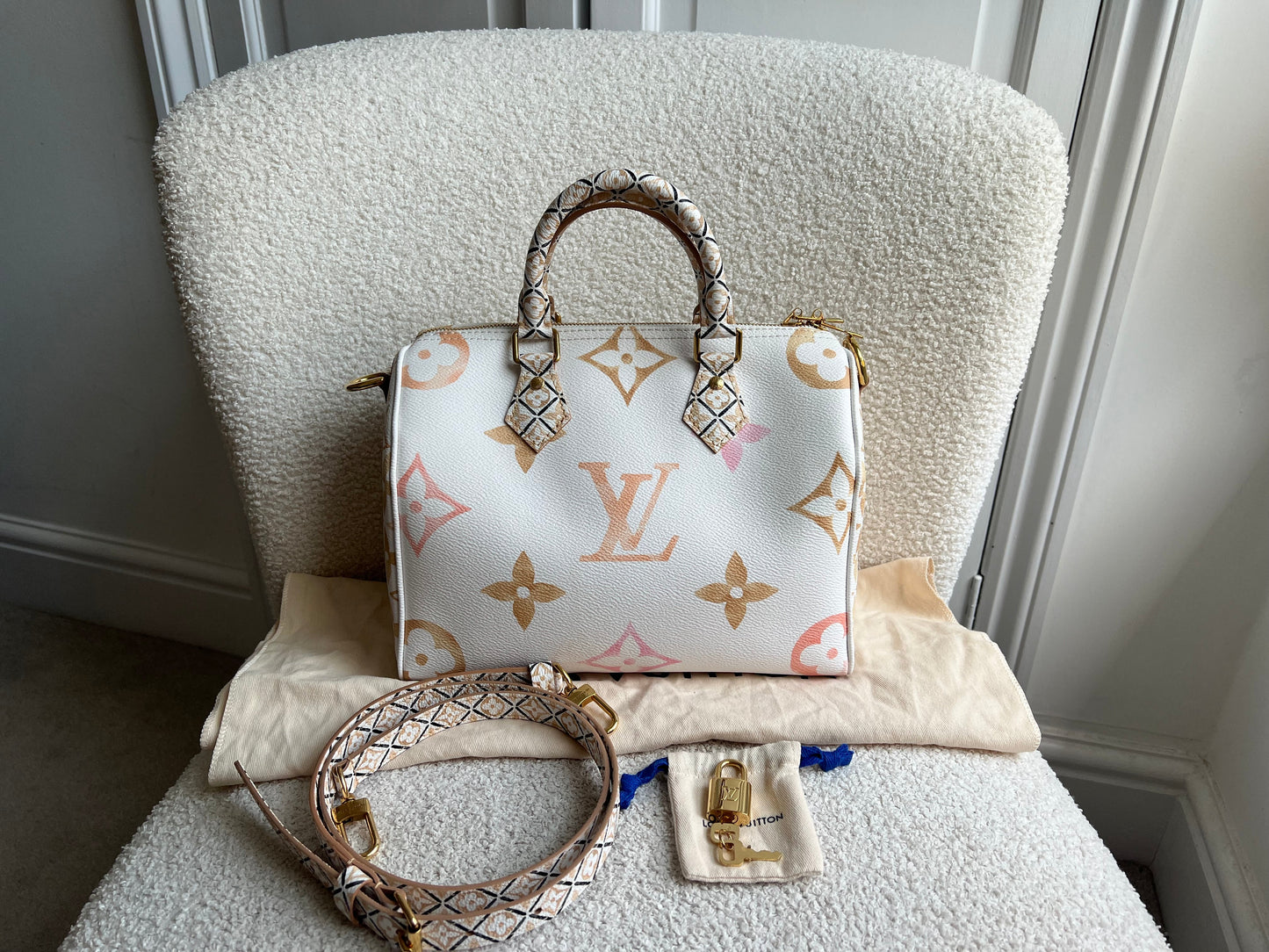 Louis Vuitton Speedy 25 Bandouliere By The Pool 2.0 Giant Monogram (RRP £2030)