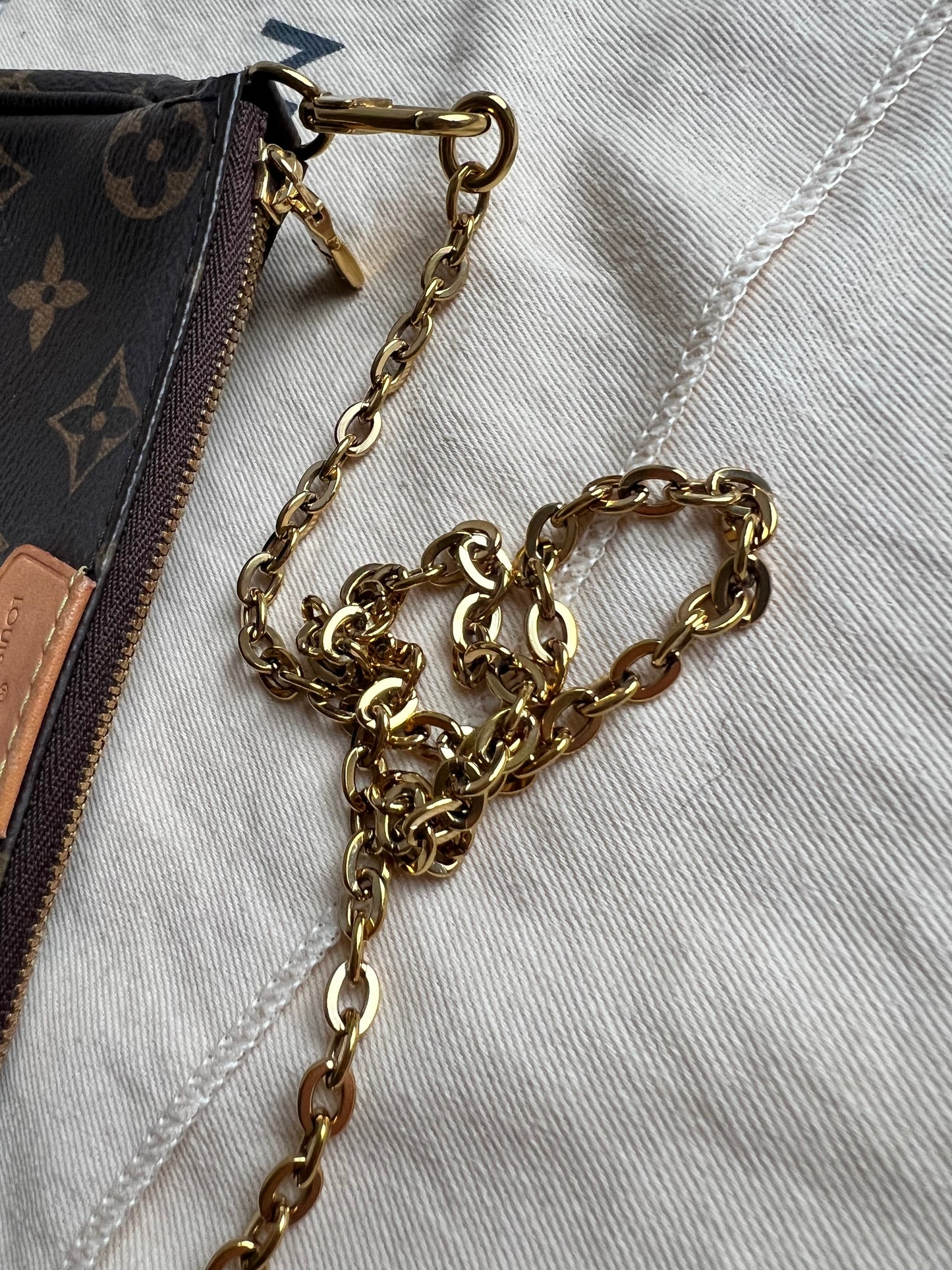 Louis Vuitton Multi Pochette Accessoires Rose Chiaro (RRP £2030)