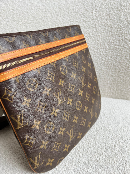 Louis Vuitton Bosphore Messenger Monogram
