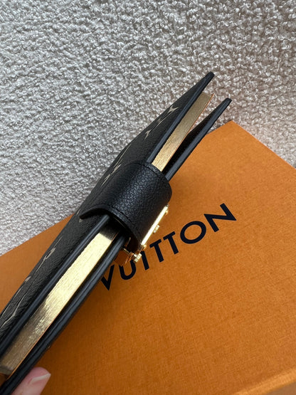 Louis Vuitton Notebook Cover Paul MM in Bicolour Giant Monogram
