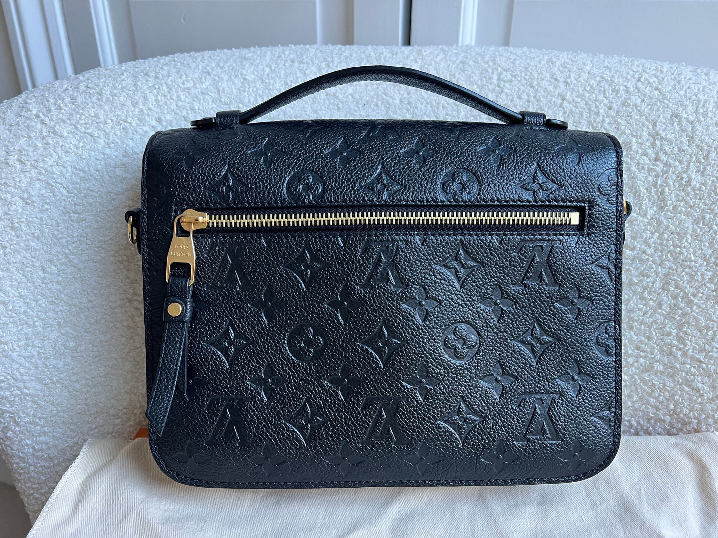 Louis Vuitton Pochette Metis Black Empreinte (RRP £2,200)