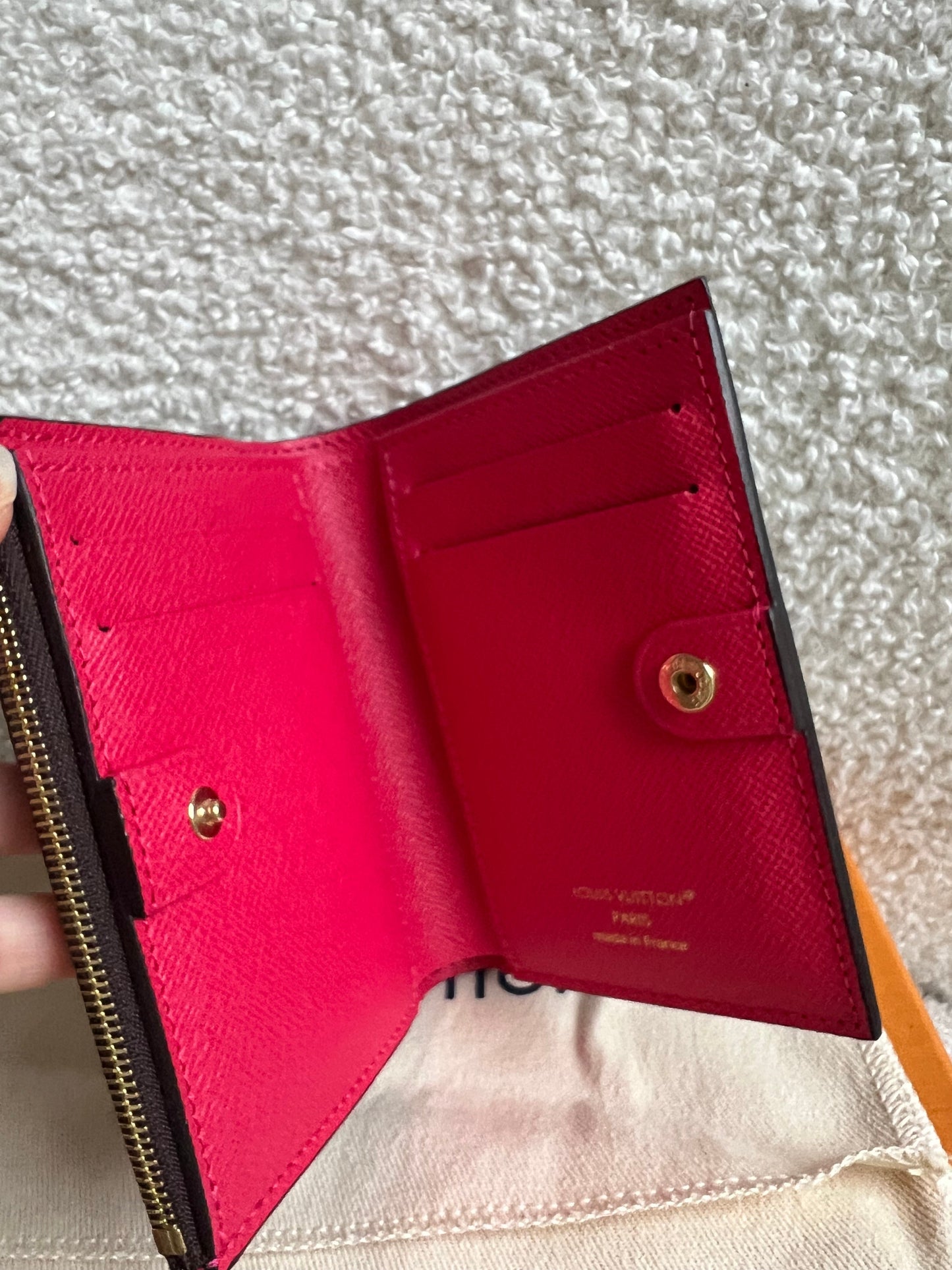 Louis Vuitton Lisa Wallet Monogram (RRP £390)