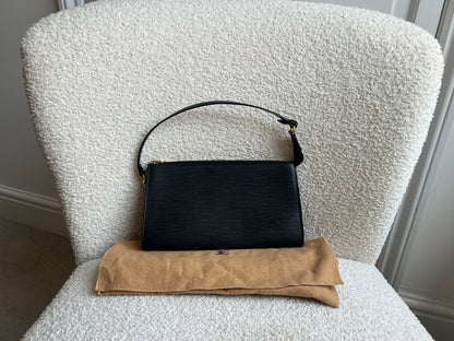 Louis Vuitton Vintage Black Epi Leather Pochette