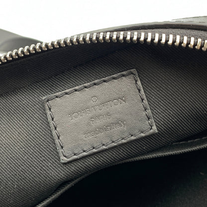 Louis Vuitton Crossbody Bag District