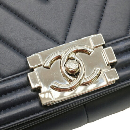 Chanel Boy Chanel V-stitch chain shoulder handbag dark navy blue with sticker