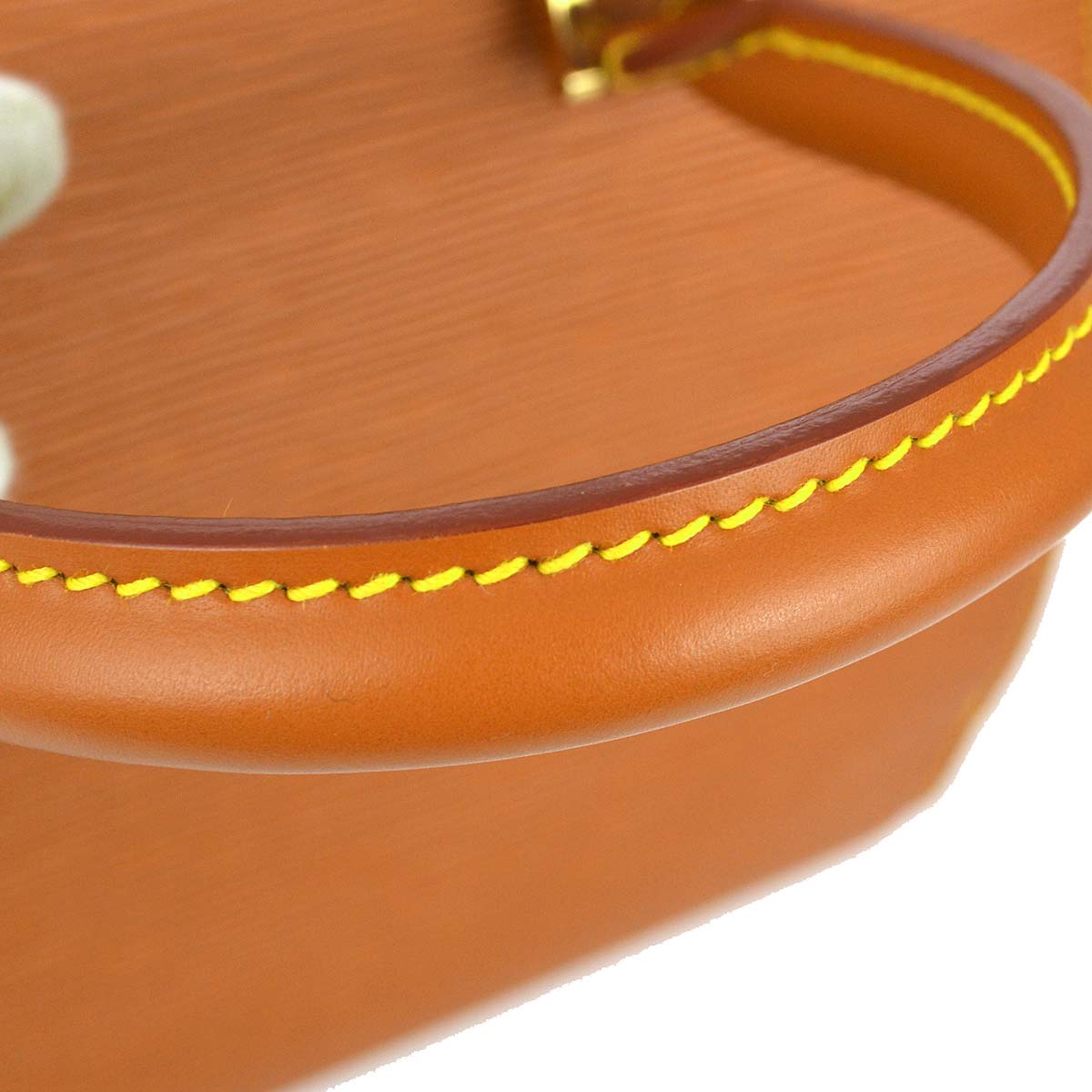 Louis Vuitton 1999 Brown Epi Pont Neuf M52058