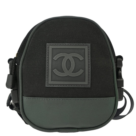 Chanel Black Green Shoulder Bag Style