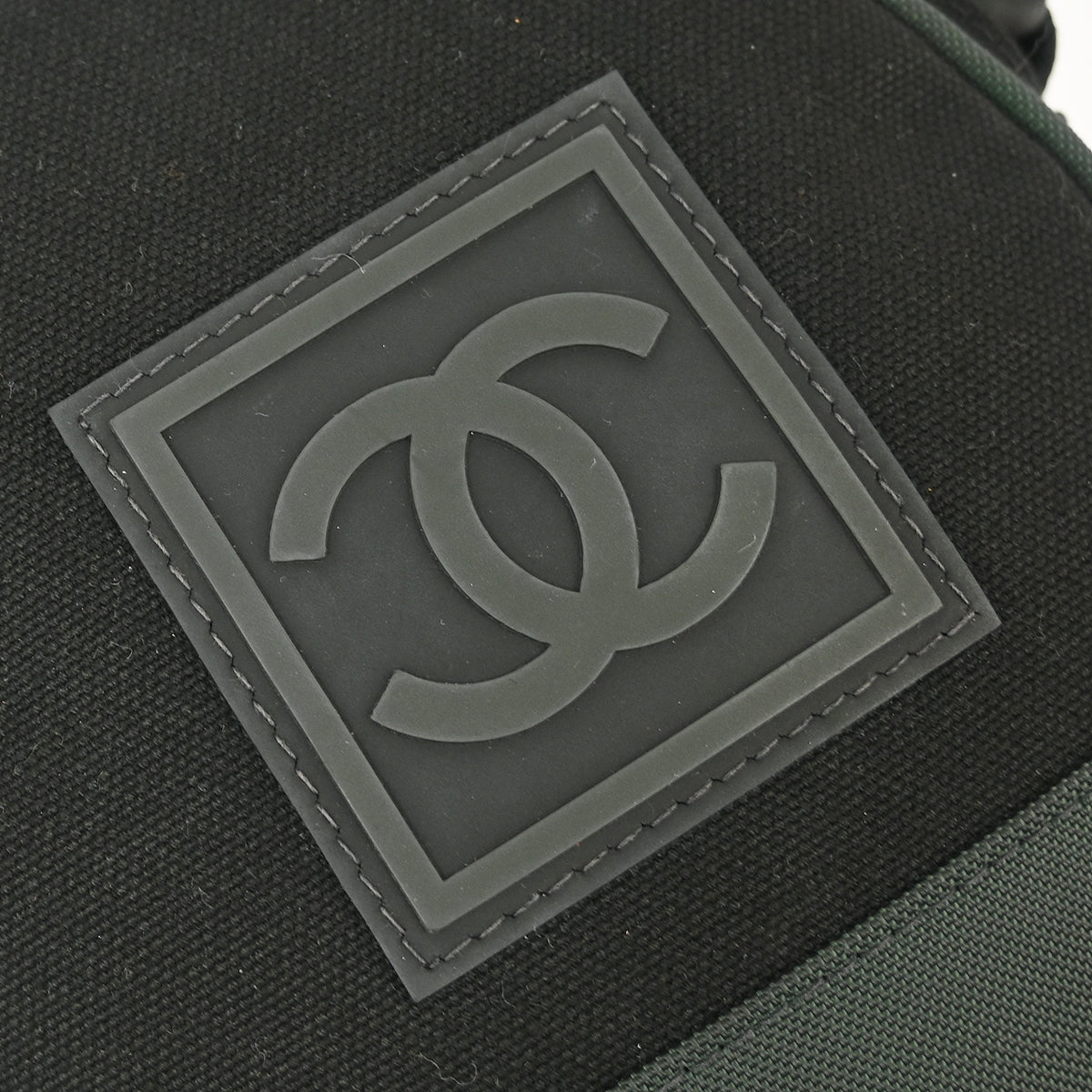 Chanel Black Green Shoulder Bag Style