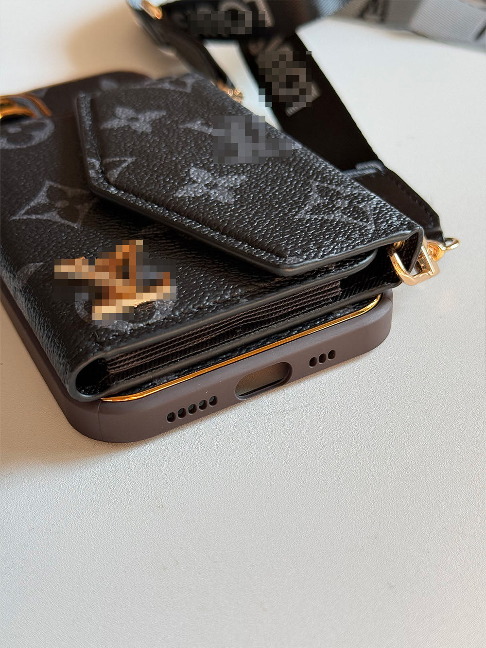 Black iPhone Case 2001 | Accordion card holder (subject to the video)