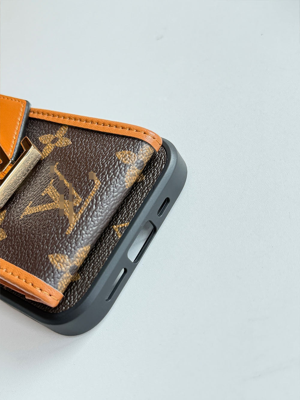 L series Phone case 1017 | with card holder (subject to the video)