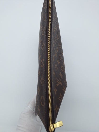 LOUIS VUITTON MONOGRAM ETUI VOYAGE GM CLUTCH (M44498)