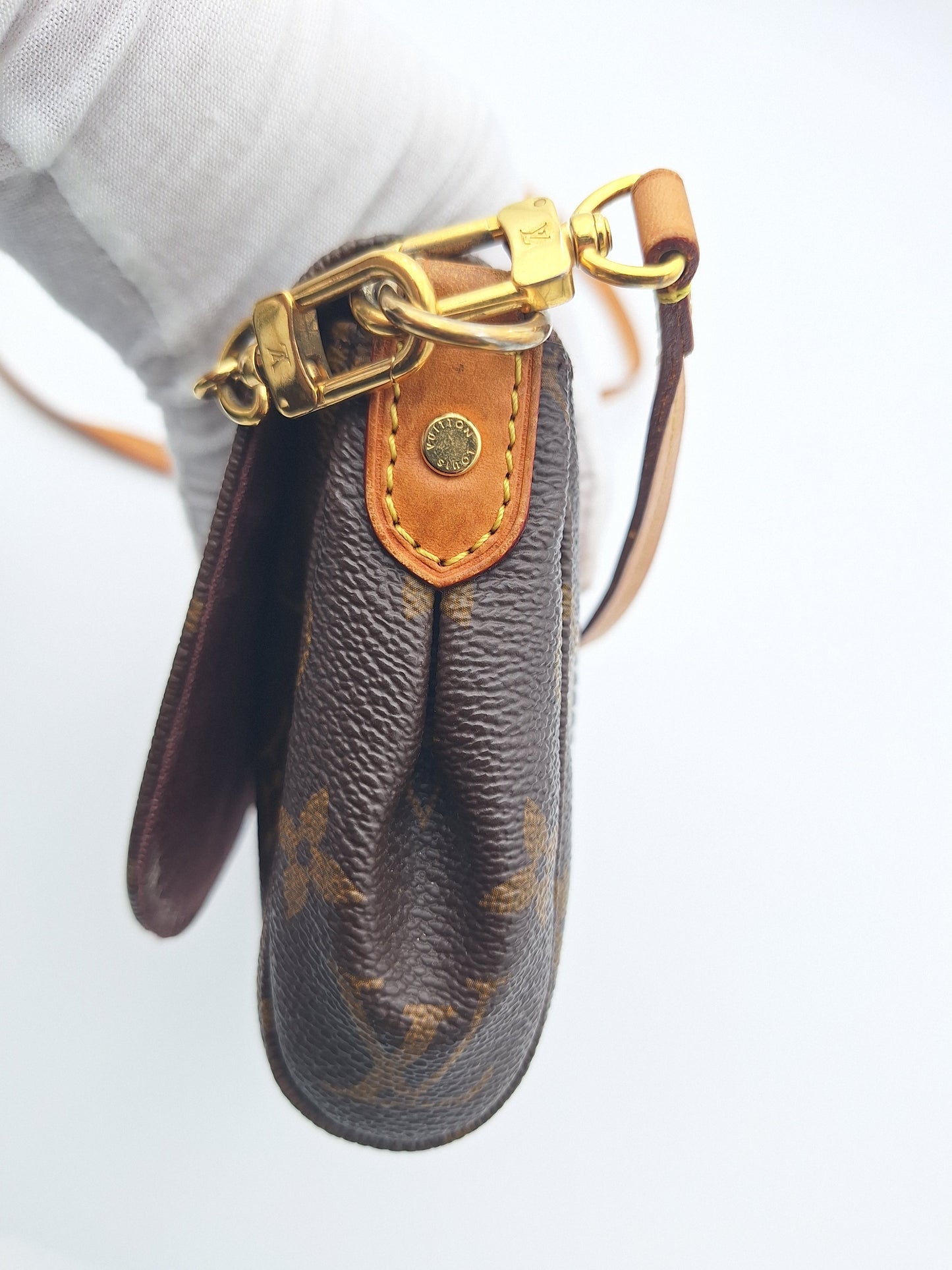 LOUIS VUITTON MONOGRAM FAVORITE PM CROSSBODY BAG (M40717)