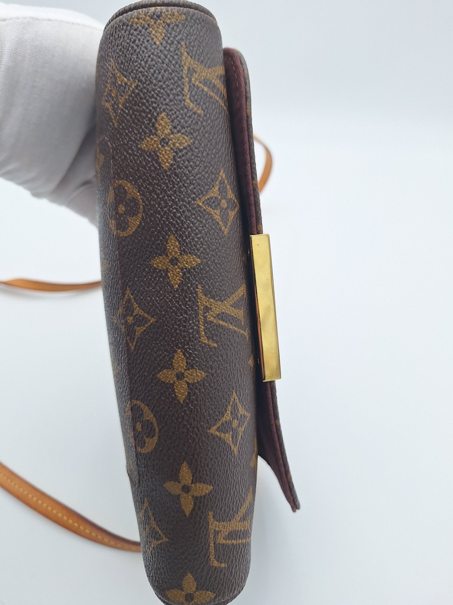 LOUIS VUITTON MONOGRAM FAVORITE PM CROSSBODY BAG (M40717)