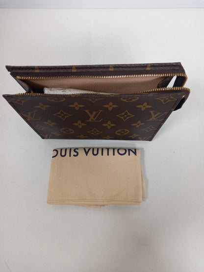 M0804P76 Louis Vuitton Monogram Toiletry Pouch 19 (JP)