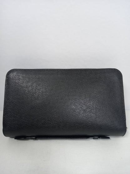 M0804P80 Louis Vuitton Taiga Pochette Baikal Clutch (JP)