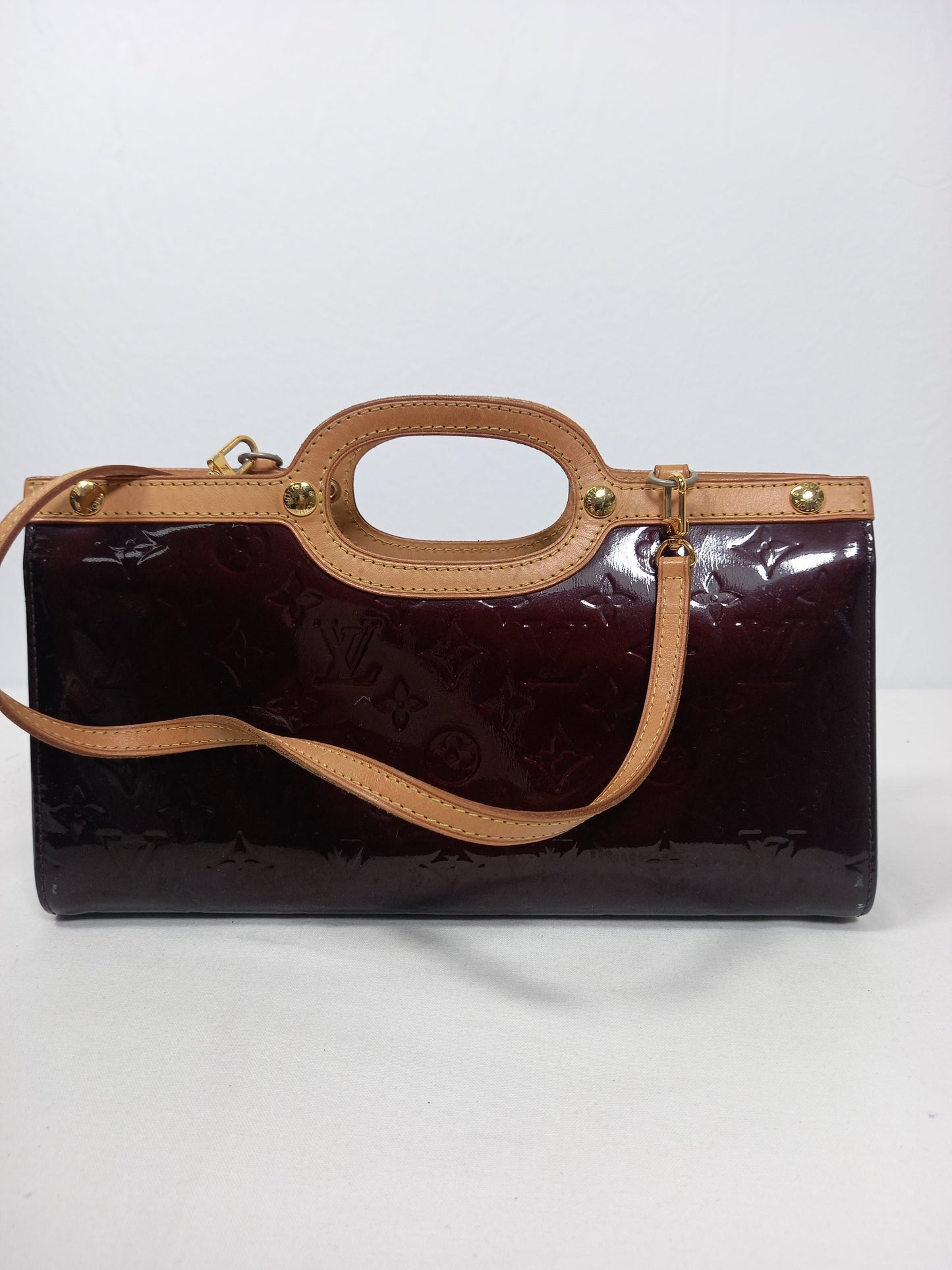 M0804P25 Louis Vuitton Vernis Roxbury Drive Amarante (JP)