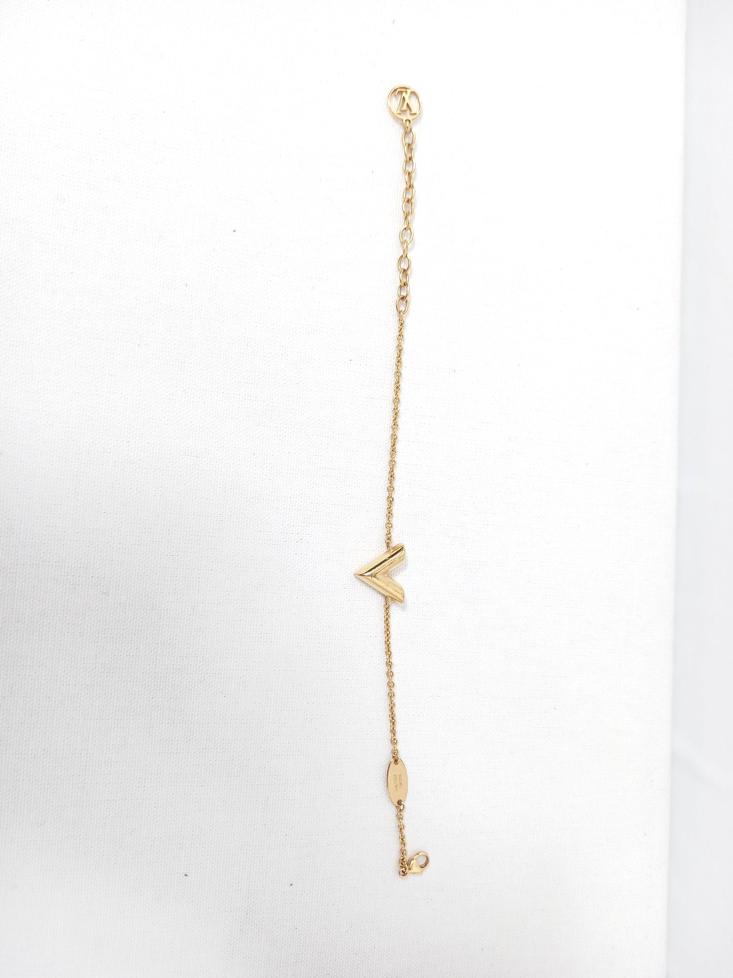 M0804P46 Louis Vuitton Essential V Bracelet (JP)