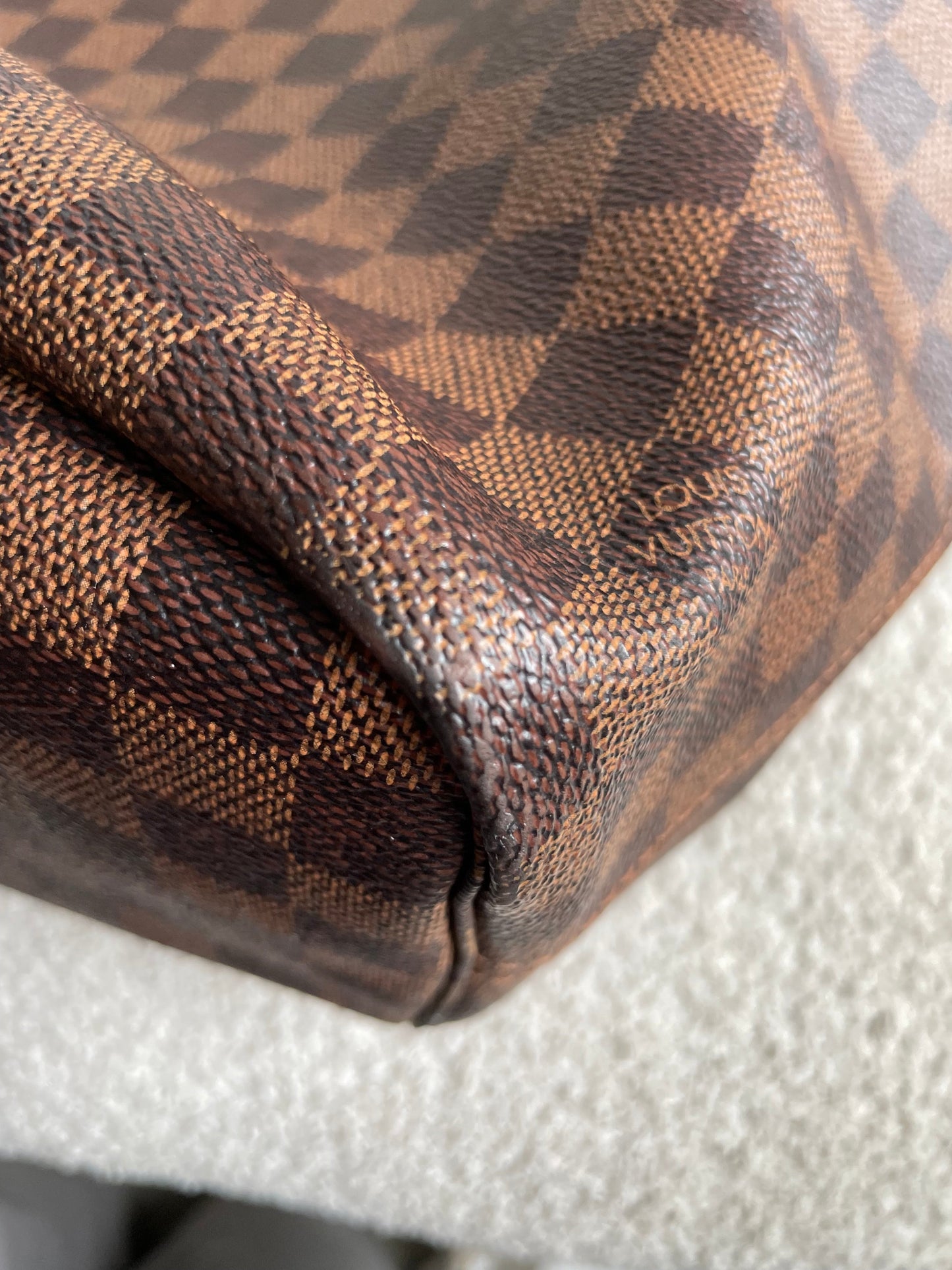 Louis Vuitton Neverfull MM Damier Ebene Cherry Interior (RRP £1,430)