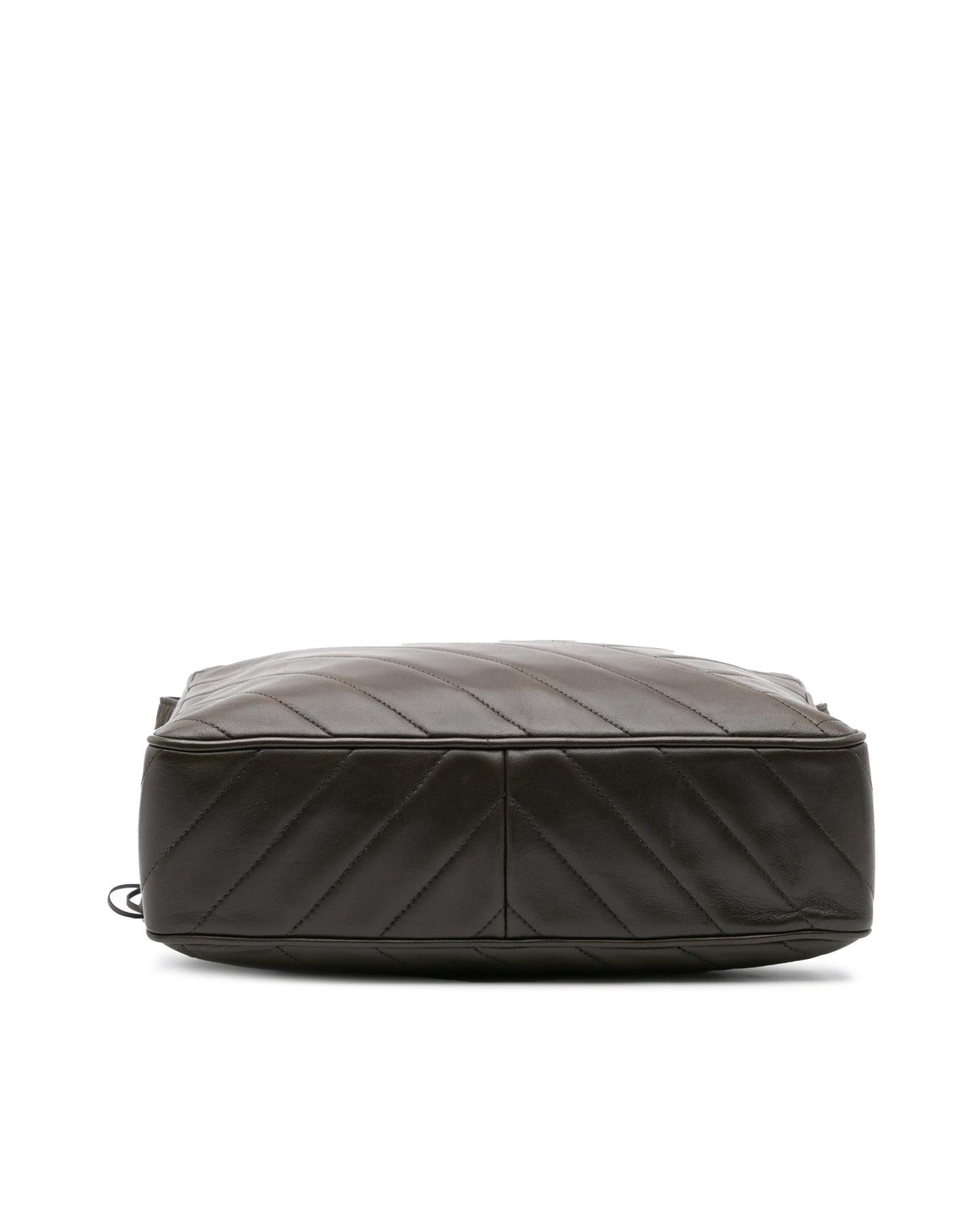 Chevron Lambskin Tassel Crossbody Bag with Quilted Leather and Zip Closure