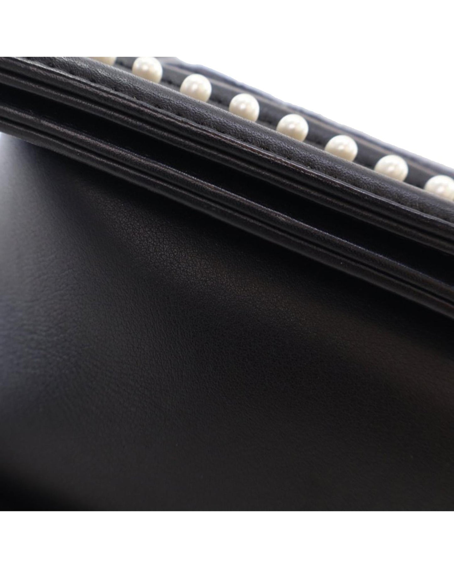 Medium Tweed and Calfskin Pearl Boy Flap Crossbody Bag