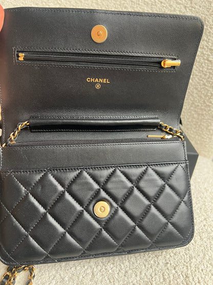Chanel Wallet on Chain in Black Lambskin Gold Hardware (RRP £2,930)
