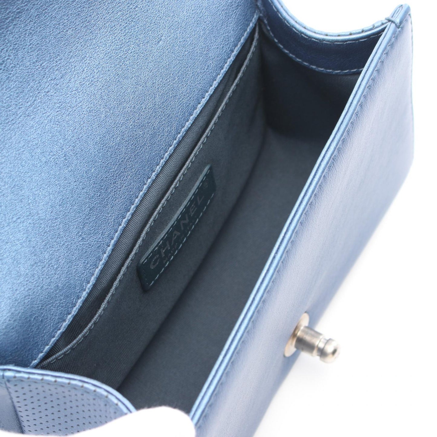 Chanel Boy Leather Shoulder Bag Style 3